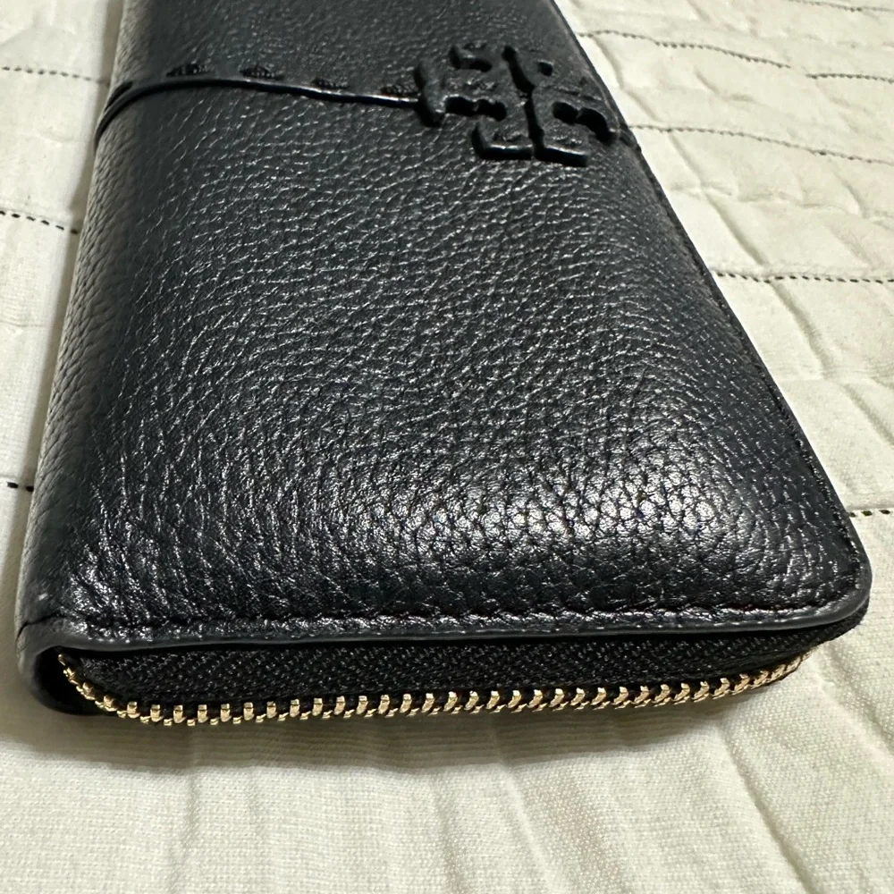 Tory Burch Black Pebbled Leather Zip-Around Wallet - Picture 11 of 13